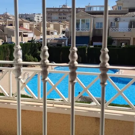 Ideal Pool View Eu トレビエハ